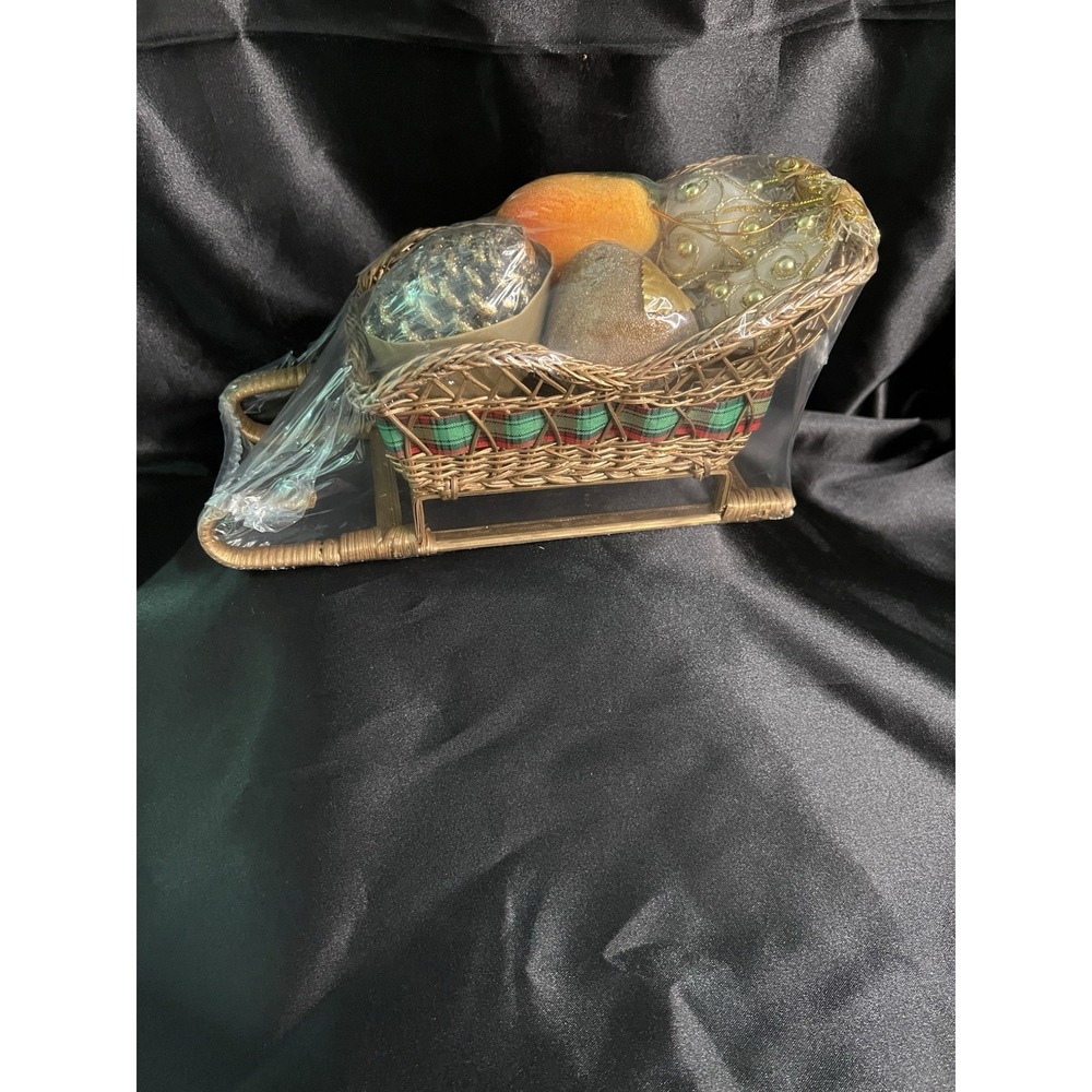 Vintage Gold Sleigh Holiday Basket